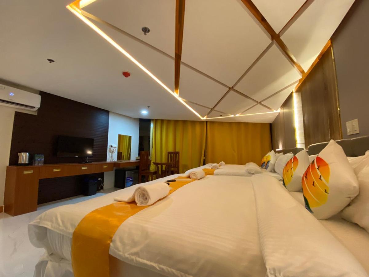 Ngn Gran Hotel Tuguegarao City Exterior photo